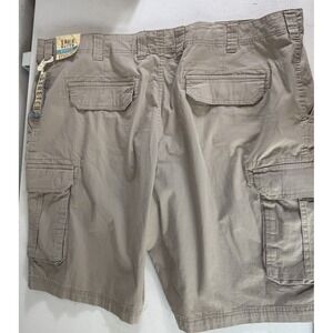 NWT True Nation 100% Cotton Cargo Shorts Men's Size 48 Tan Outdoor Shorts